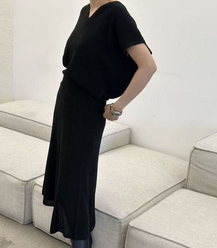 韓 前後V針織上衣 4色 size