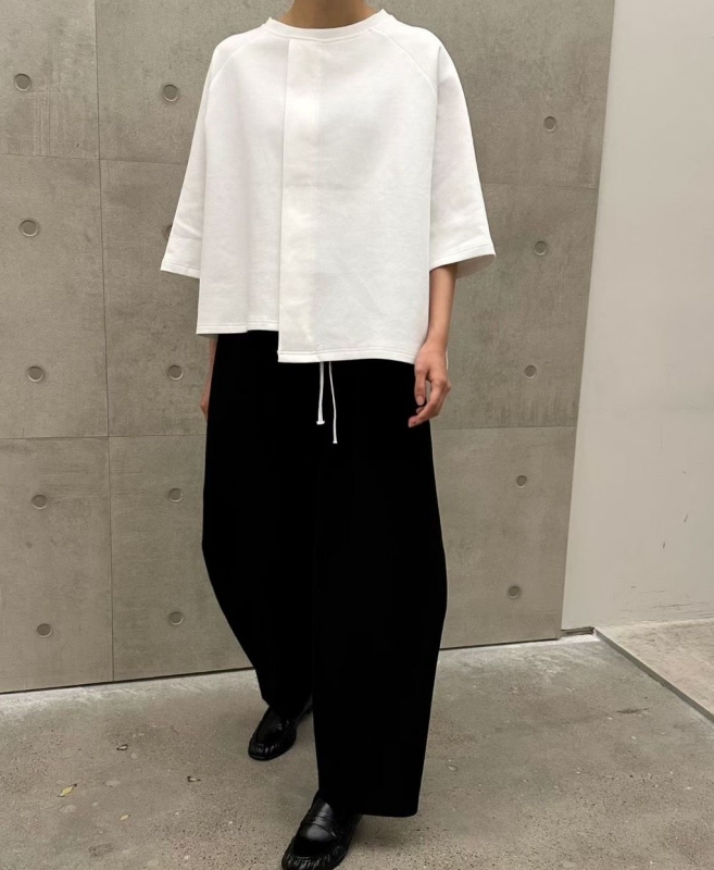 韓 不規則下襬上衣 2色