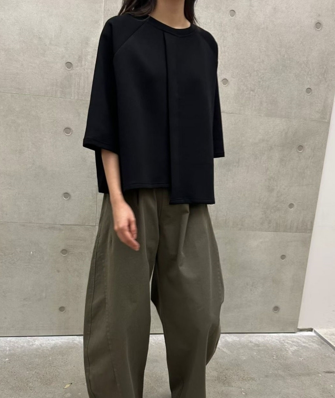 韓 不規則下襬上衣 2色