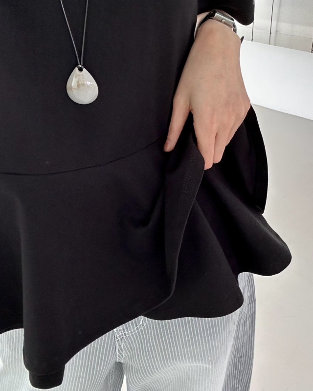 韓 雙層微散上衣 2色