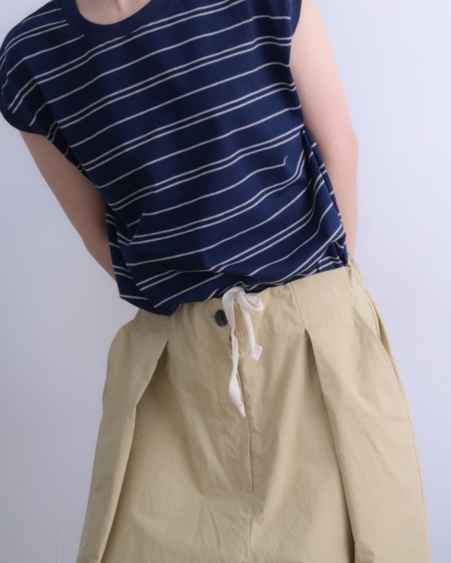 韓 橫條半袖上衣 2色 size