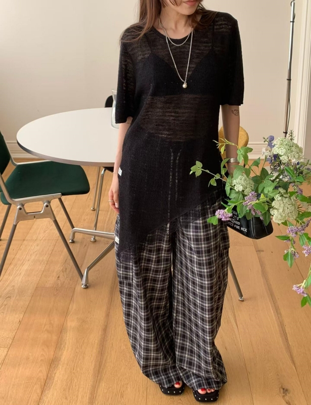 韓 斜邊蕾絲上衣 4色