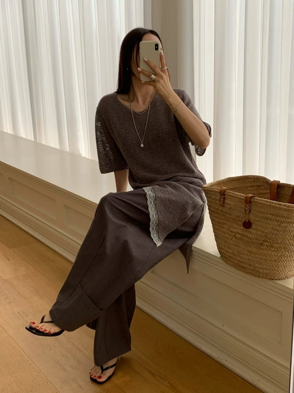 韓 斜邊蕾絲上衣 4色