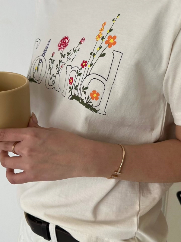 韓 英文字花上衣 2色