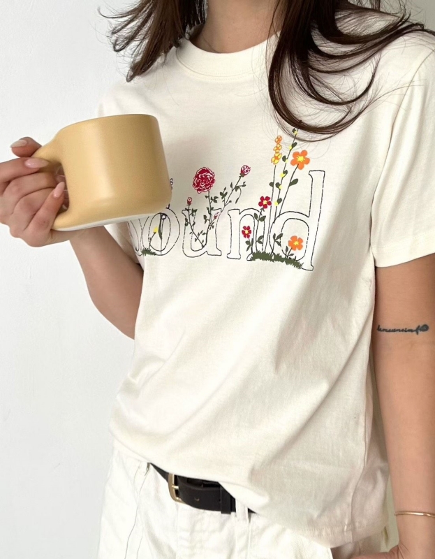 韓 英文字花上衣 2色