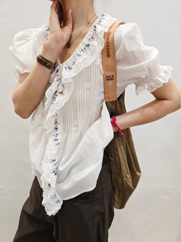 韓 小花領浪漫上衣