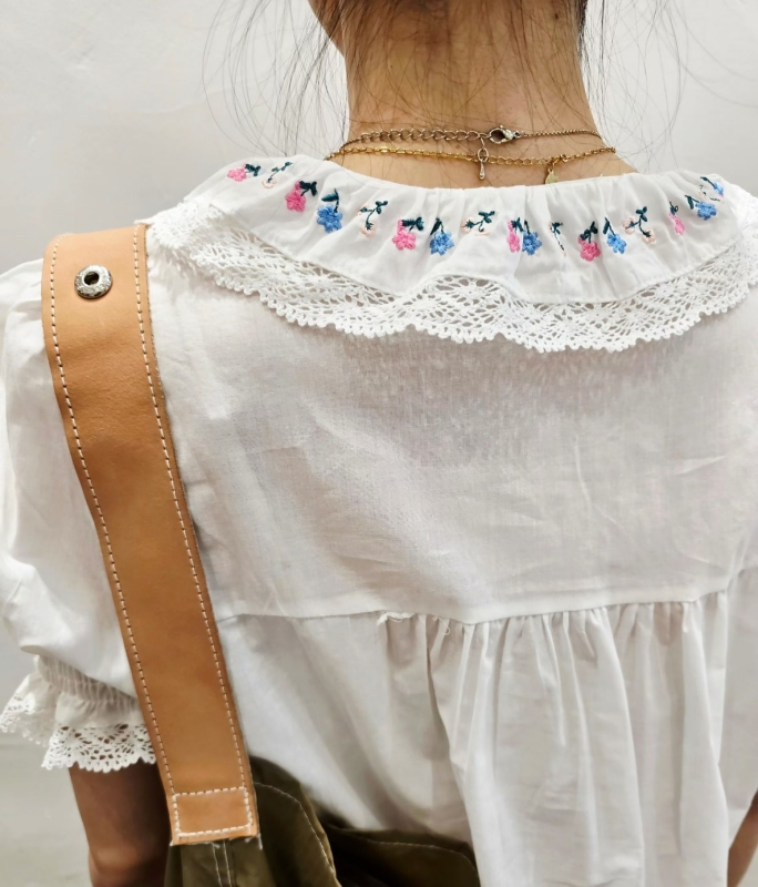 韓 小花領浪漫上衣