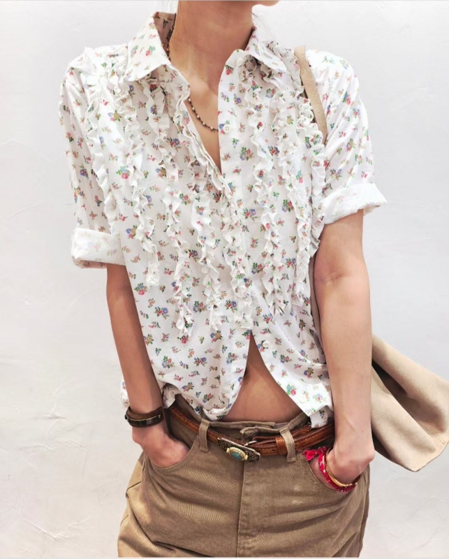 韓 立體捲捲小花襯衫 2色