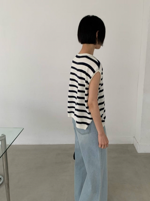 韓 半袖條文上衣 3色 size