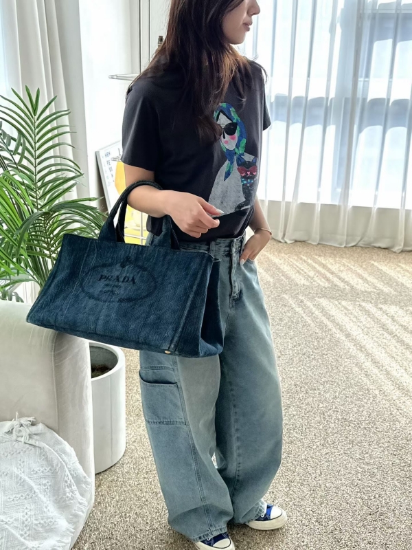 韓 戴頭巾女人上衣 2色 size