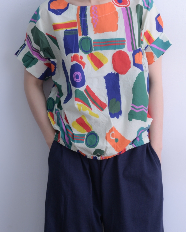 韓 幾何拚色塊上衣 2色 size