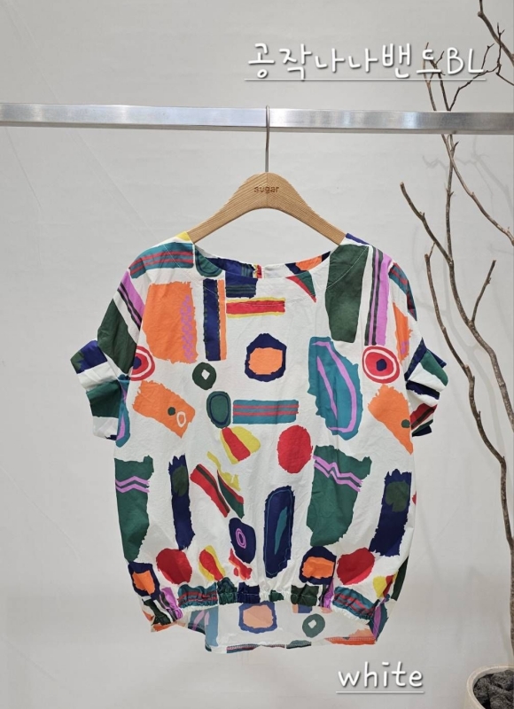 韓 幾何拚色塊上衣 2色 size