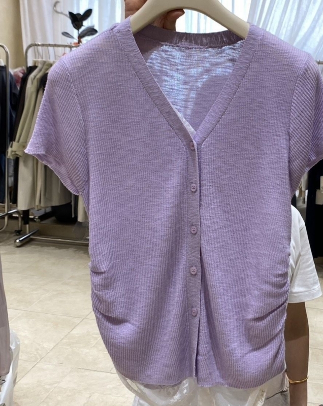 韓 假兩件式接蕾絲上衣 2色 size