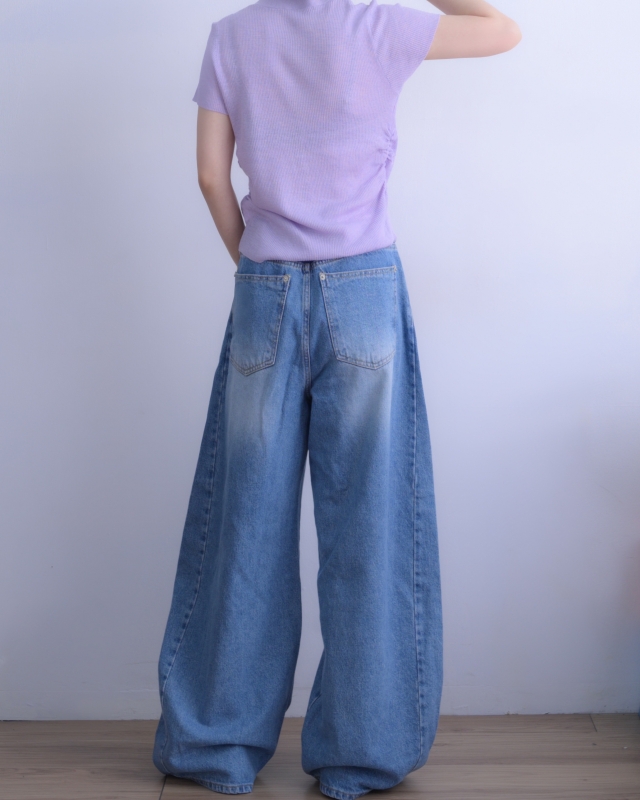 韓 假兩件式接蕾絲上衣 2色 size