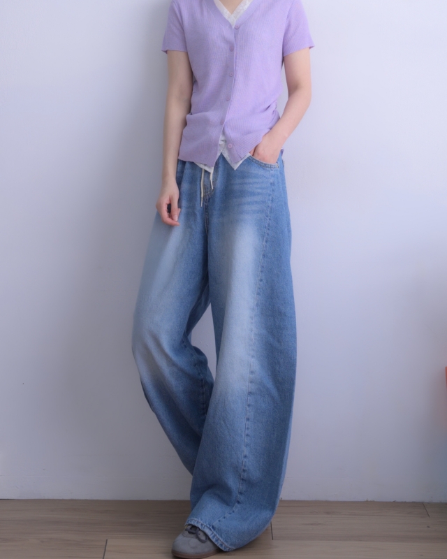 韓 假兩件式接蕾絲上衣 2色 size