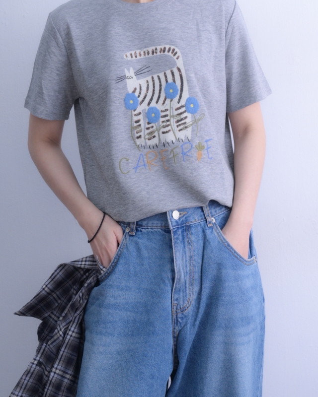 韓 條文花貓上衣 2色 size