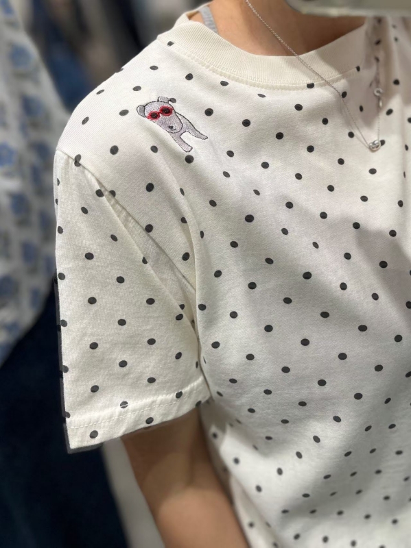 韓 點點墨鏡狗上衣 2色