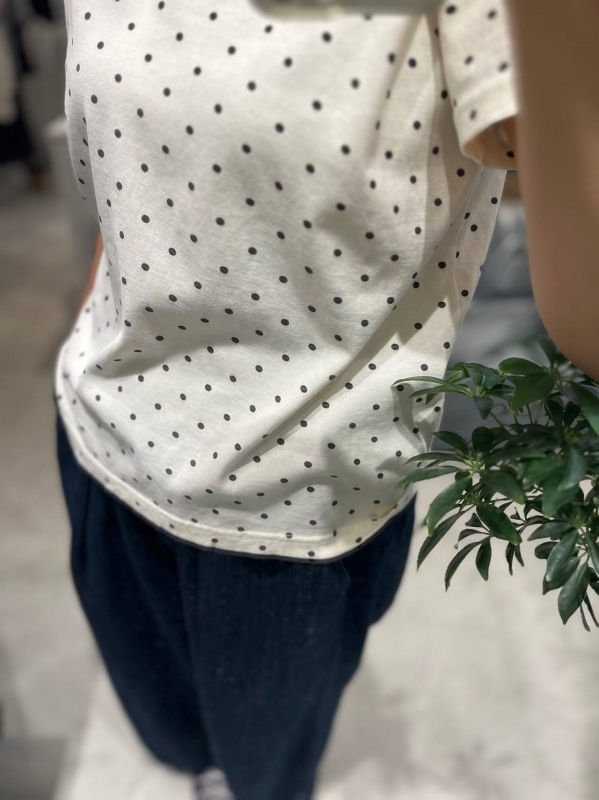 韓 點點墨鏡狗上衣 2色