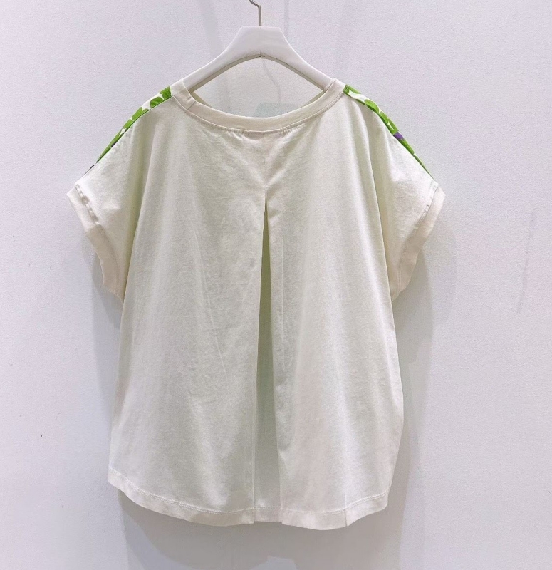 韓 背打摺花上衣 3色 size