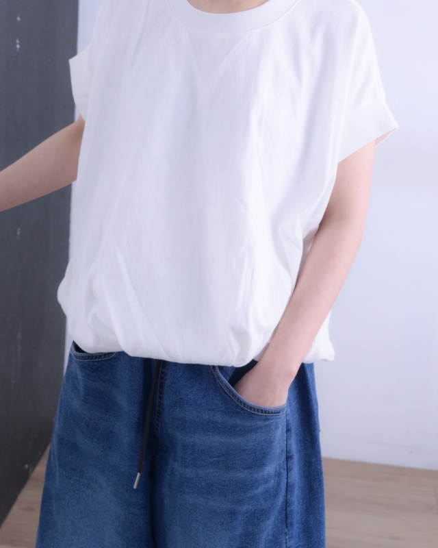 韓 下擺抓摺上衣 2色 size