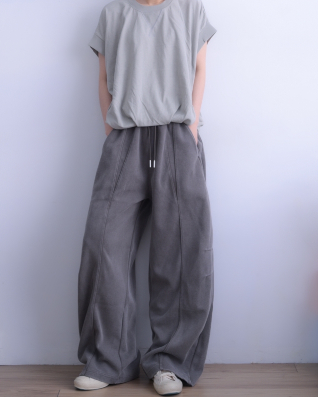 韓 下擺抓摺上衣 2色 size