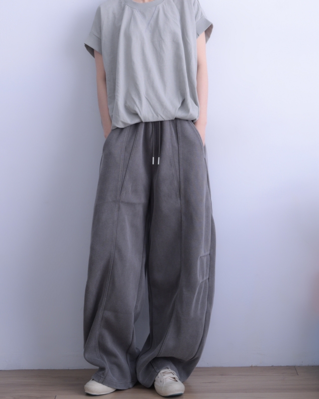 韓 下擺抓摺上衣 2色 size