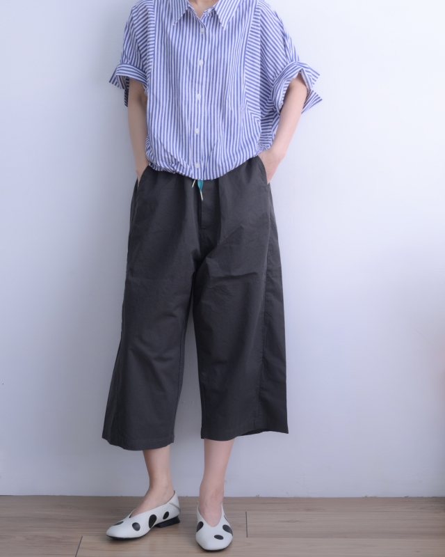 韓 直條文襯衫 size