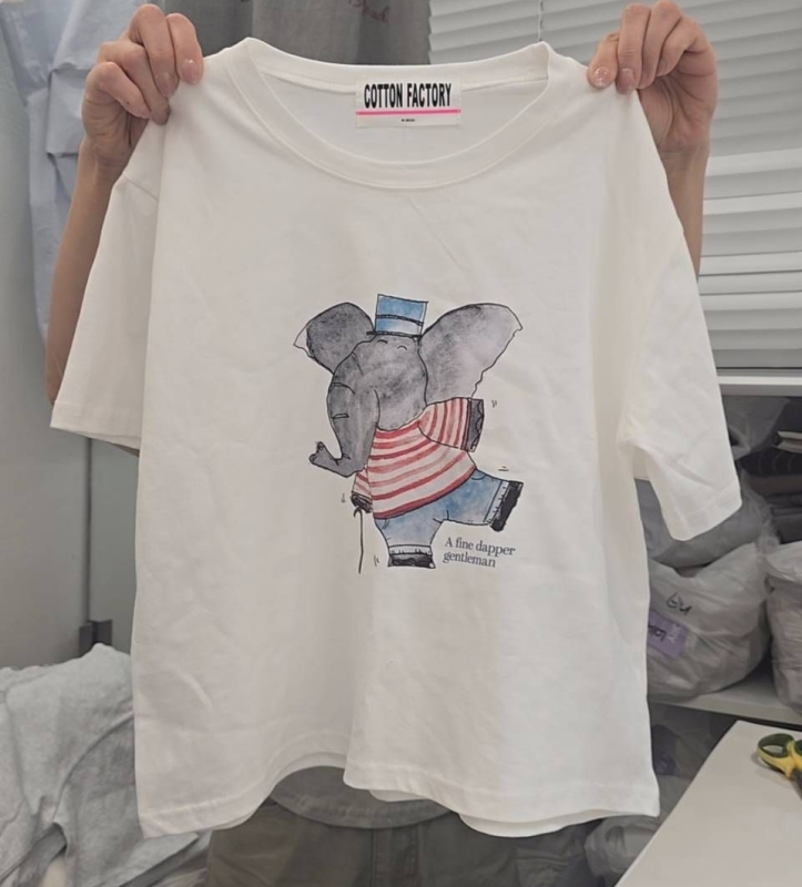 韓 大象上衣 2色 size