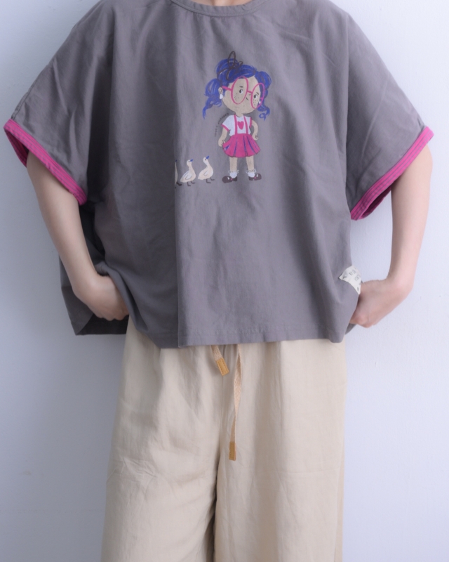 韓 眼鏡女孩上衣 3色 size