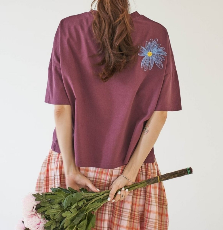 韓 前小花後大花上衣 3色