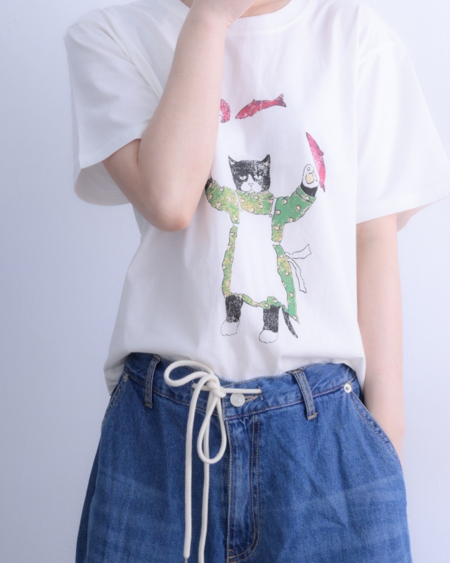 韓 甩魚貓上衣 2色 size