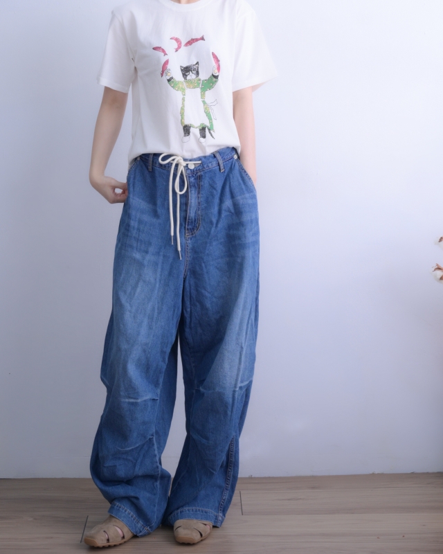 韓 甩魚貓上衣 2色 size