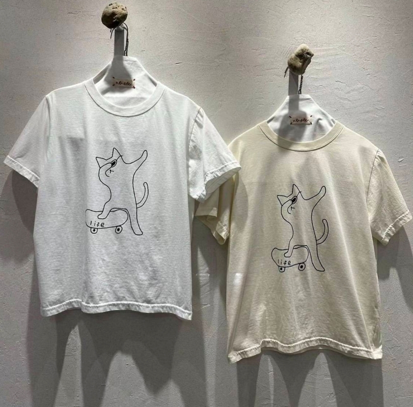 韓 臭屁滑板咪 2色