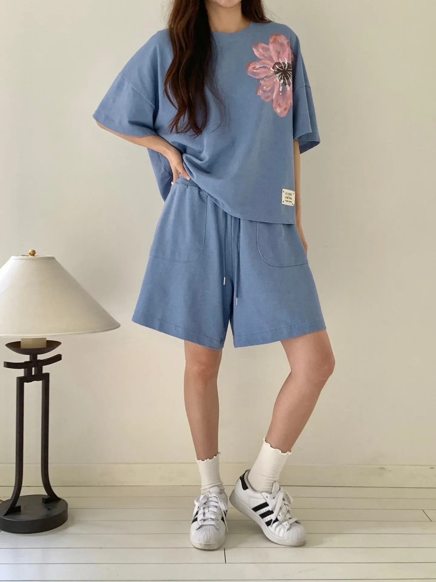 韓 大花小標上衣 2色