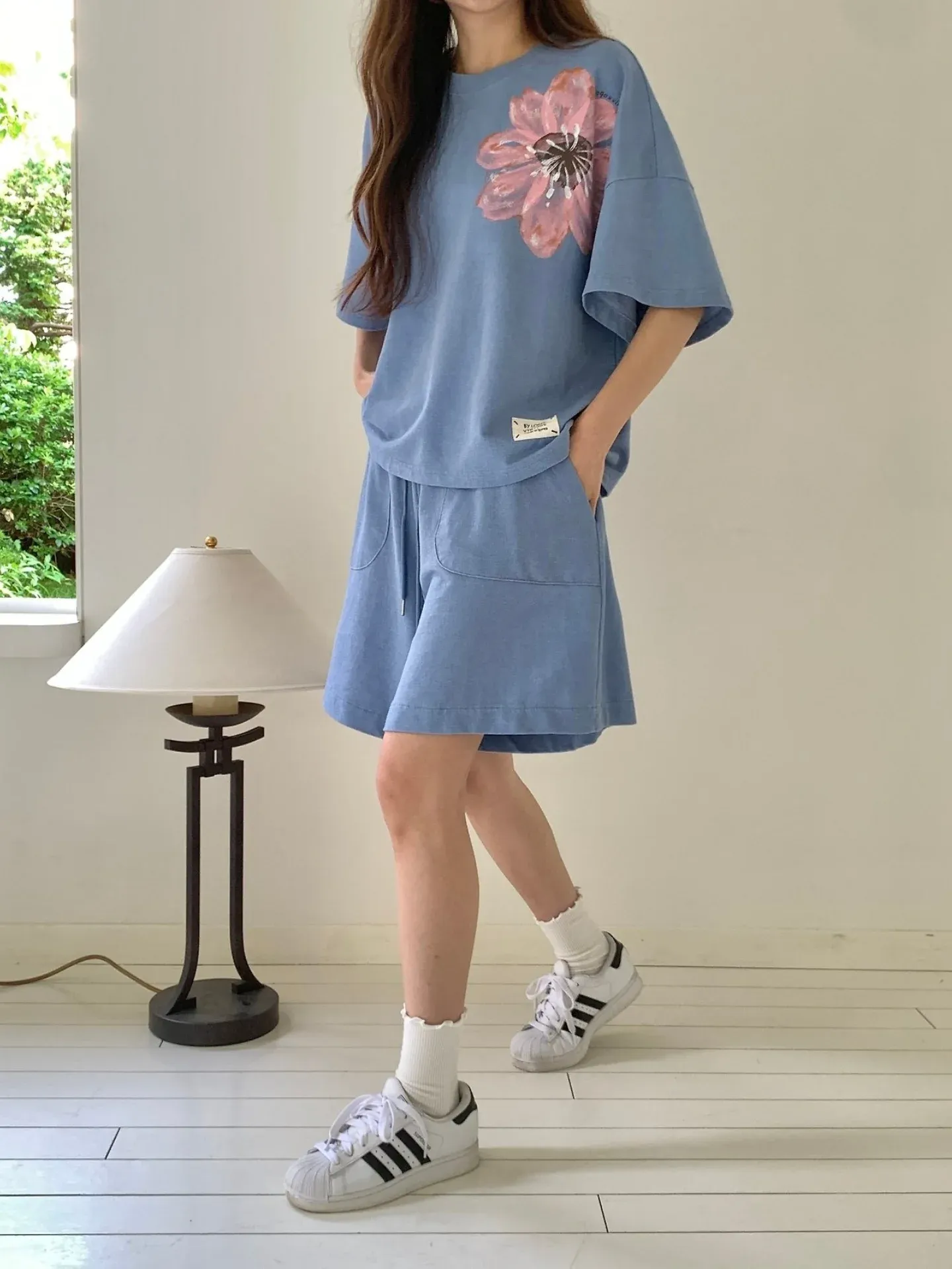 韓 大花小標上衣 2色