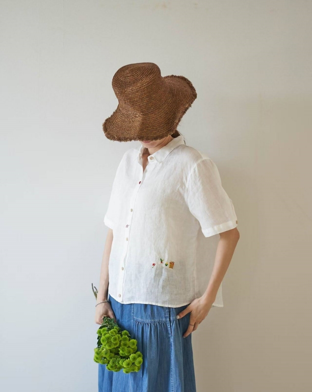 韓 迷你刺繡小花襯衫 2色