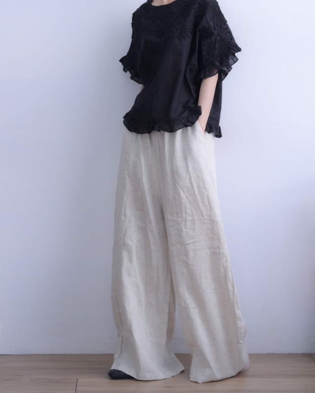 韓 微立體花上衣 3色 size