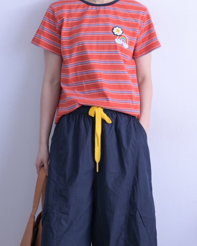 韓 彩虹條文上衣 4色 size
