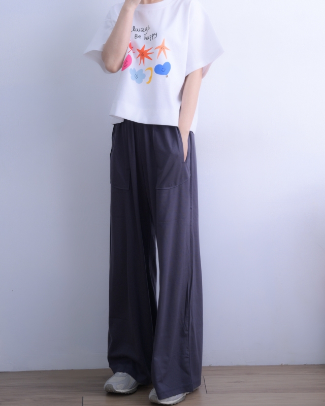 韓 太陽愛心上衣 2色 size