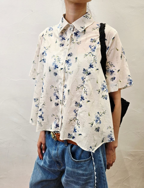 韓 小藍花襯衫 2色