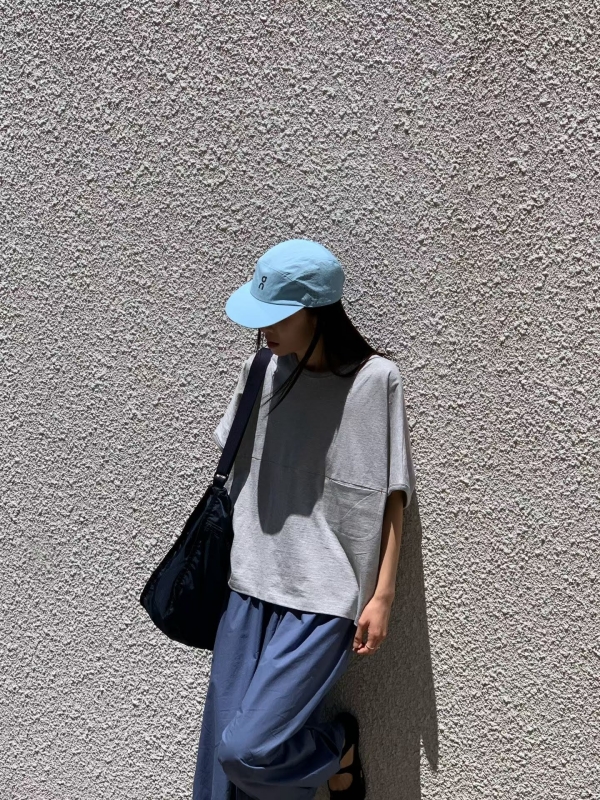 韓 前口袋素色上衣 4色
