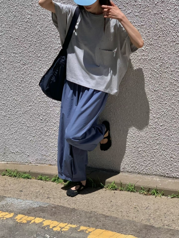 韓 前口袋素色上衣 4色