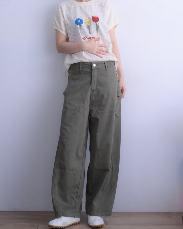 韓 三支花上衣 2色 size