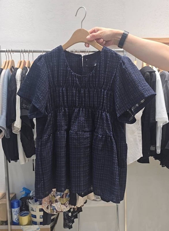 韓 細格蛋糕上衣 2色 size