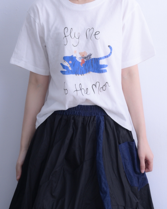 韓 騎老虎上衣 2色 size