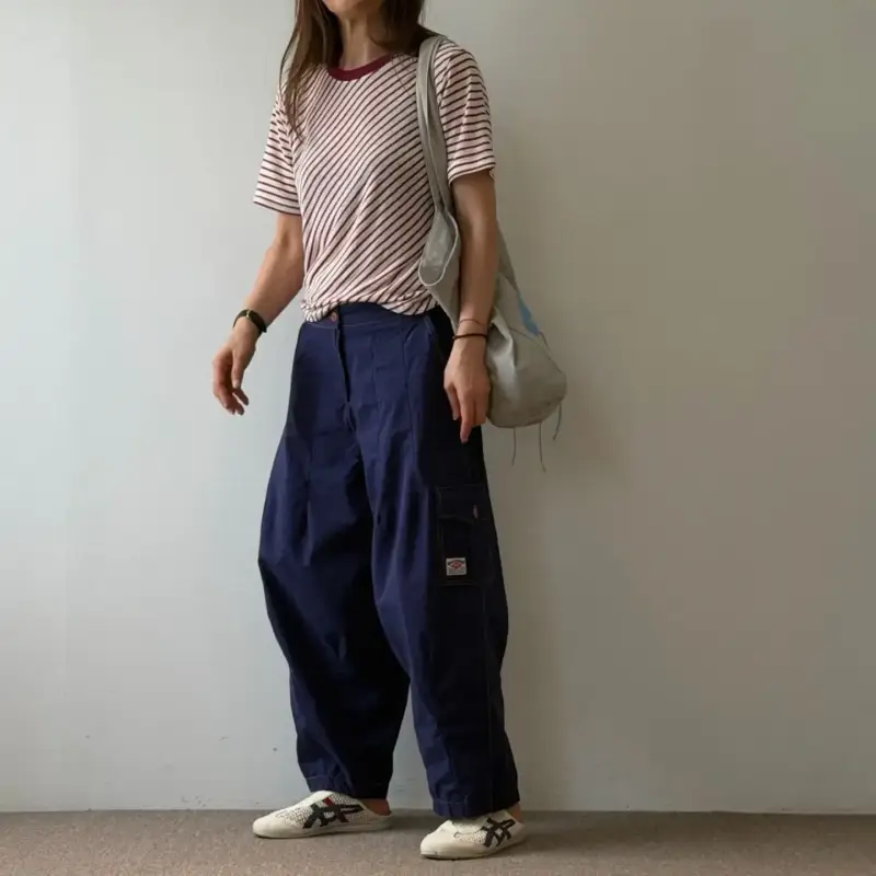 韓 斜條上衣 4色