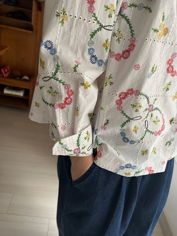 韓 繽紛小花襯衫 2色