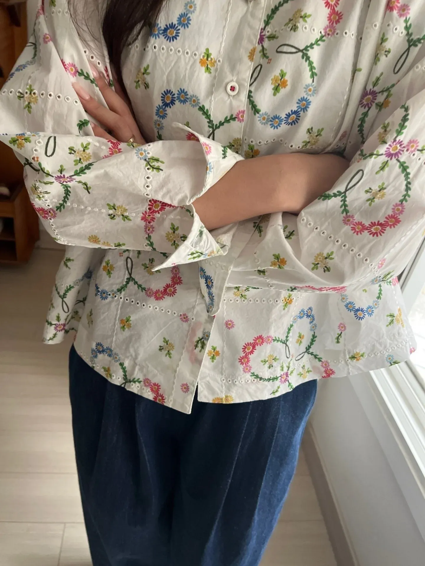 韓 繽紛小花襯衫 2色