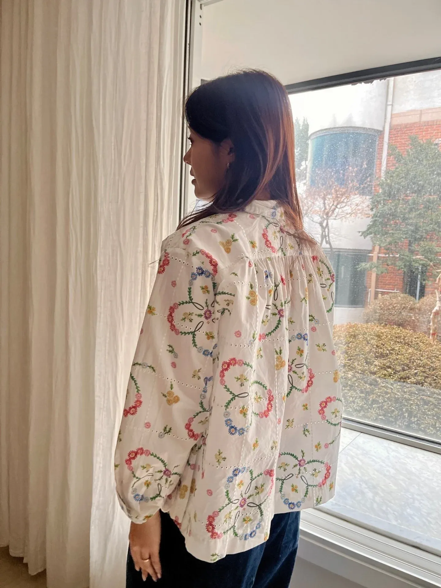 韓 繽紛小花襯衫 2色