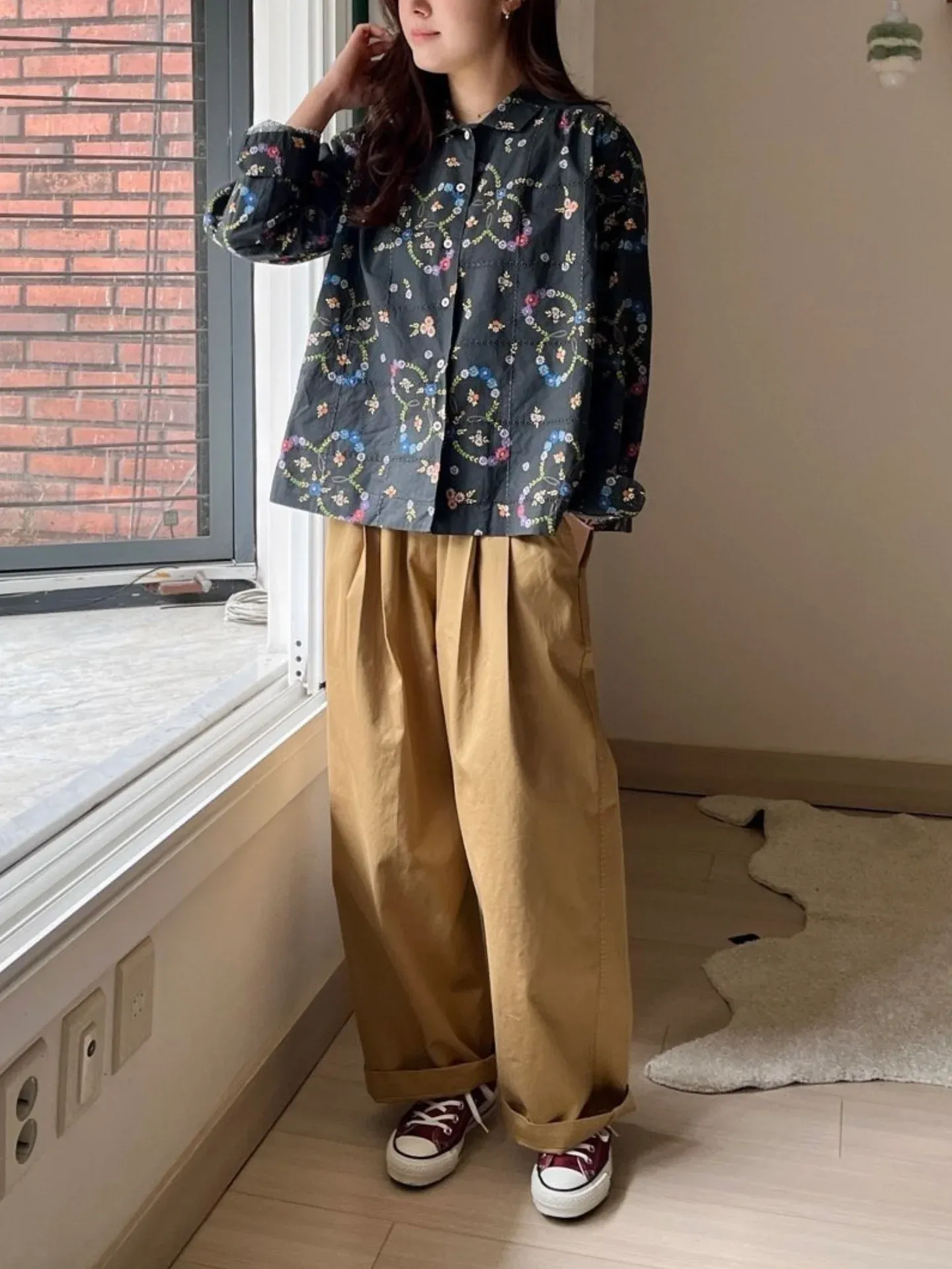 韓 繽紛小花襯衫 2色